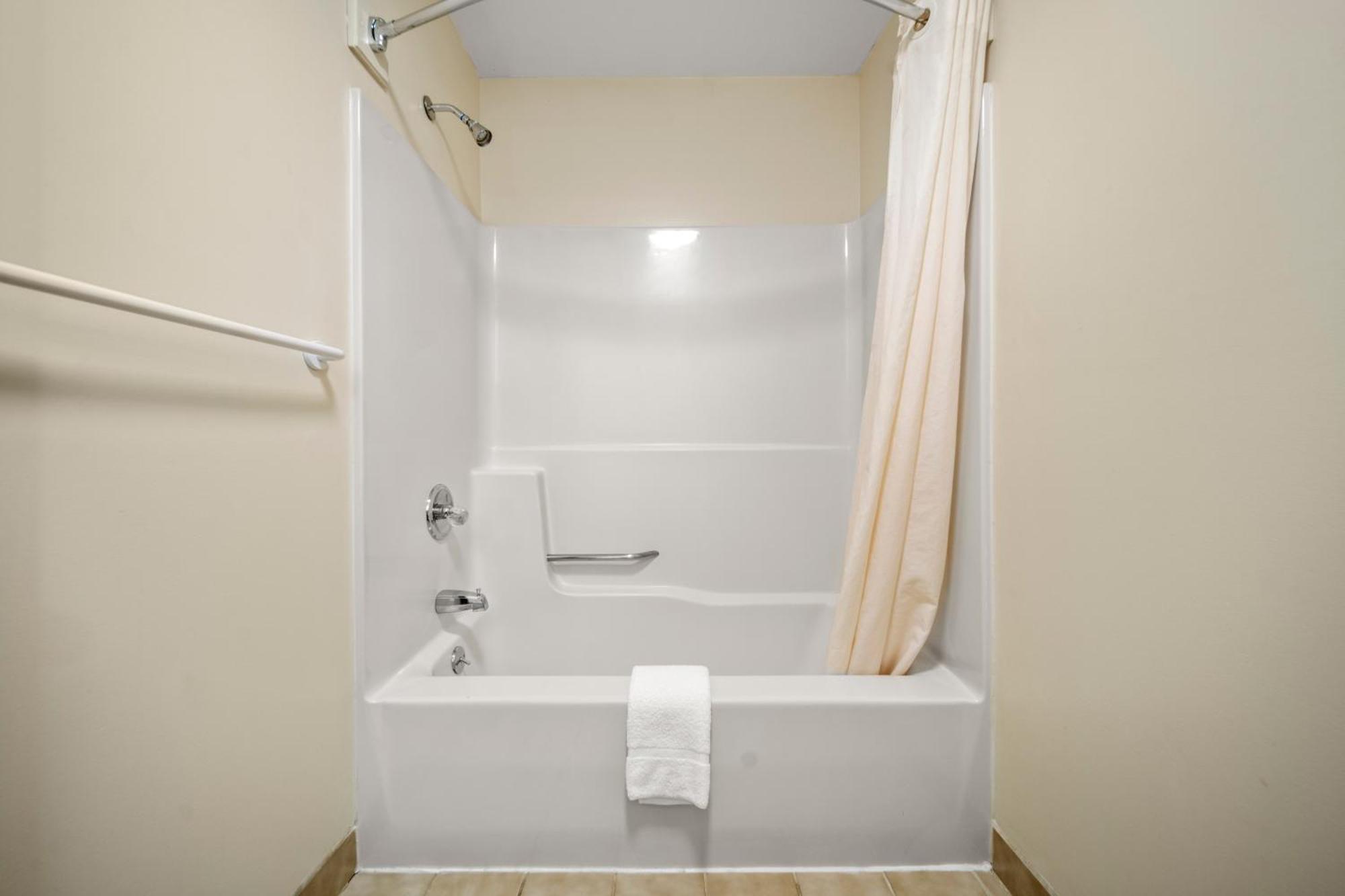 Caro Kingsway Inn מראה חיצוני תמונה