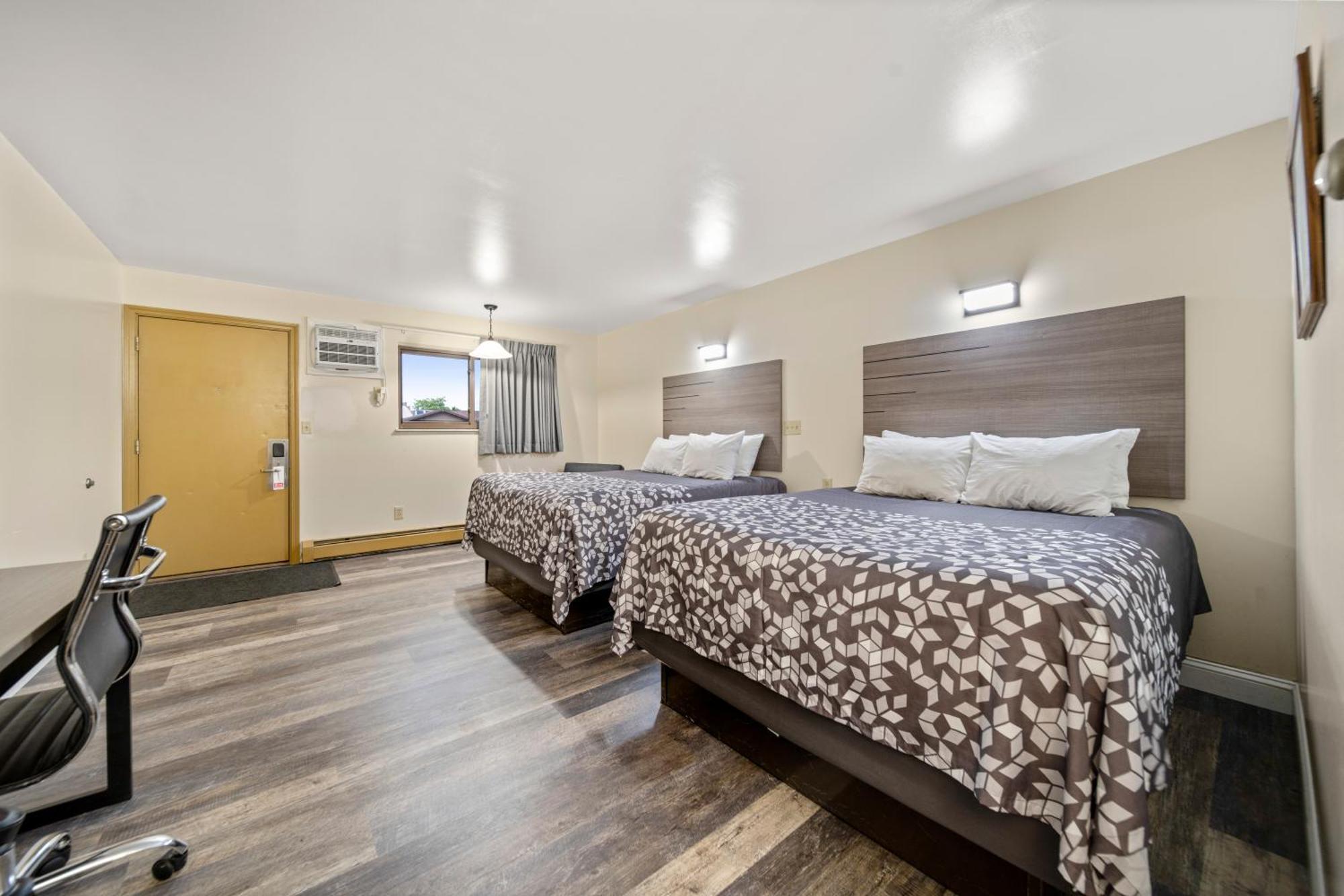 Caro Kingsway Inn מראה חיצוני תמונה