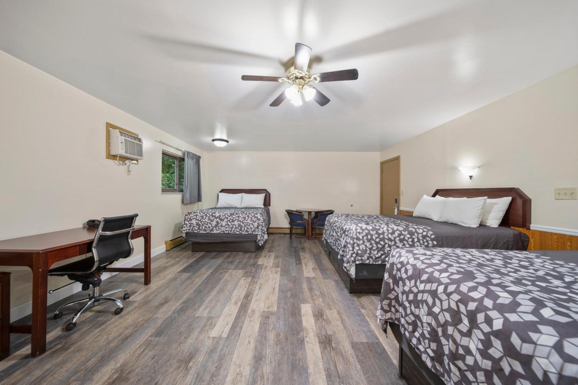 Caro Kingsway Inn מראה חיצוני תמונה