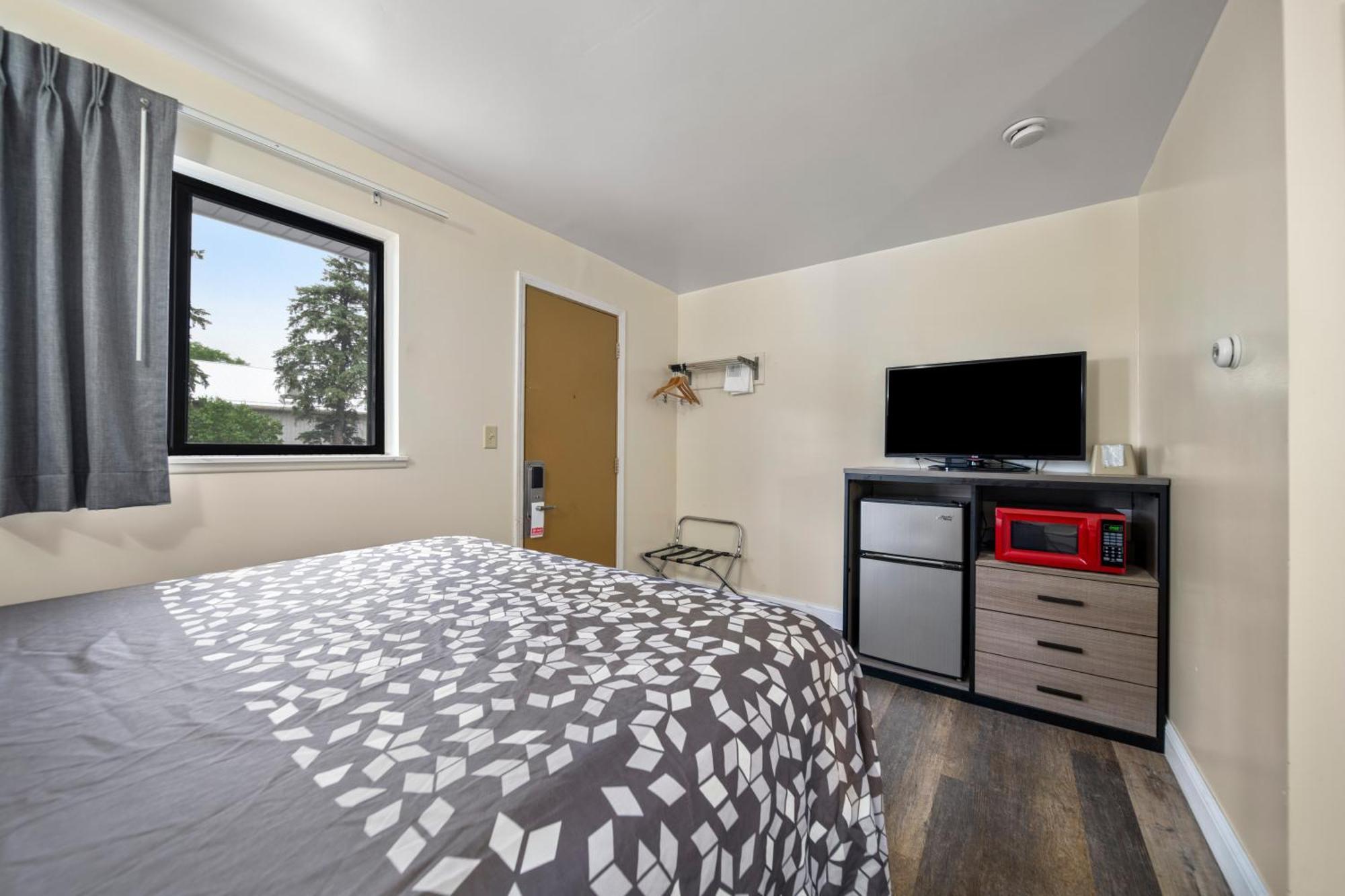 Caro Kingsway Inn מראה חיצוני תמונה