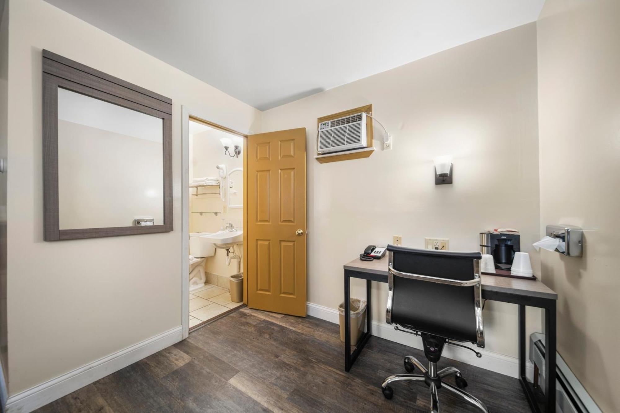Caro Kingsway Inn מראה חיצוני תמונה